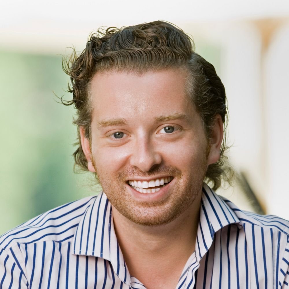 Portrait Of A Man Smiling 3CEFXT6